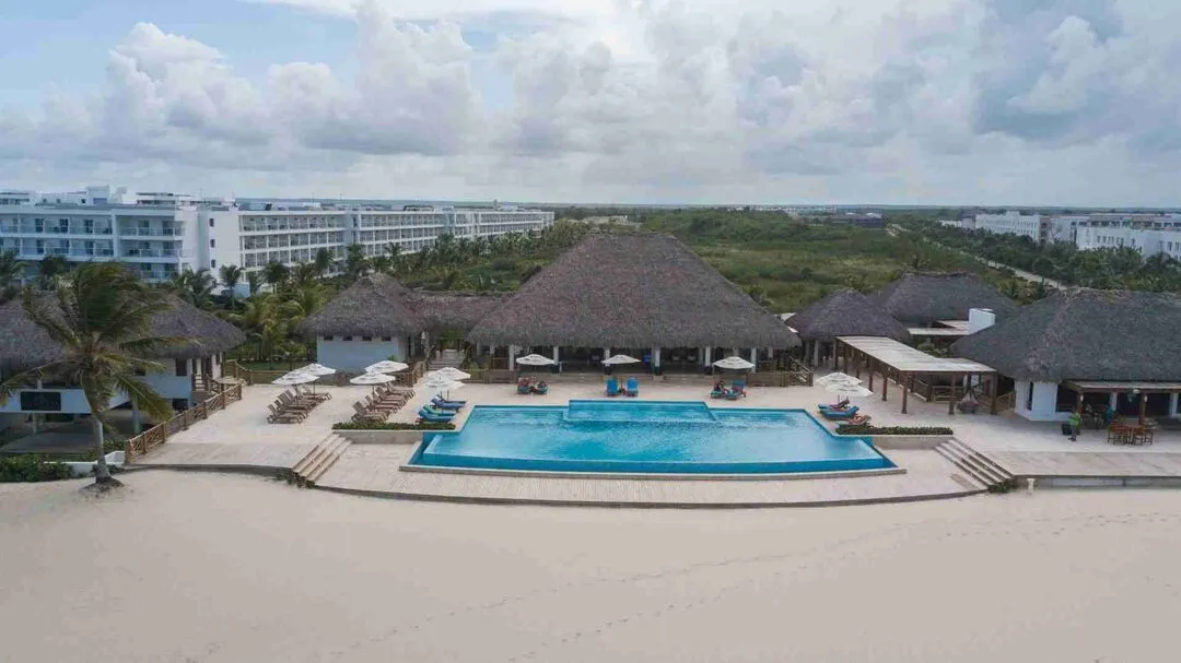 Magnificent 2 BDR Apartment for sale large swimming pool and great amenities 8.1 Magnificent 2 BDR Apartment for sale large swimming pool and great amenities 8.1