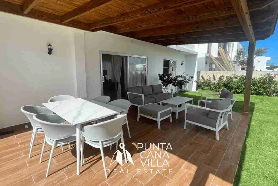 Magnificent 3 bedroom Punta Cana Villa for sale with clubhouse and pool