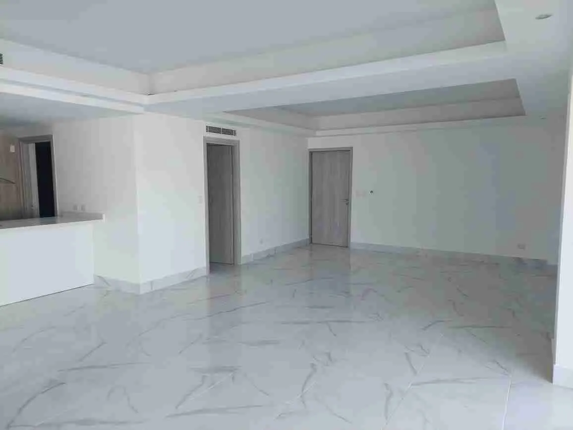 Exclusive 2 Apartment for sale with 2 balconies and beach access 10