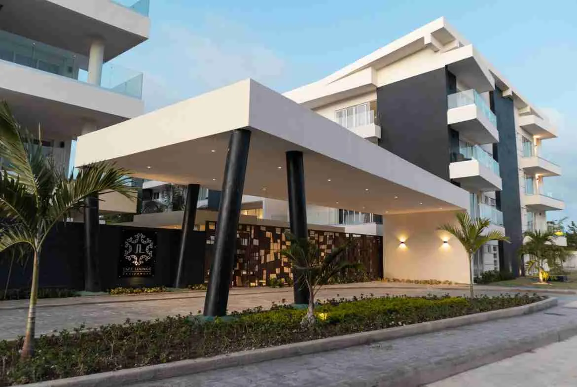 Exclusive 2 Apartment for sale with 2 balconies and beach access 11