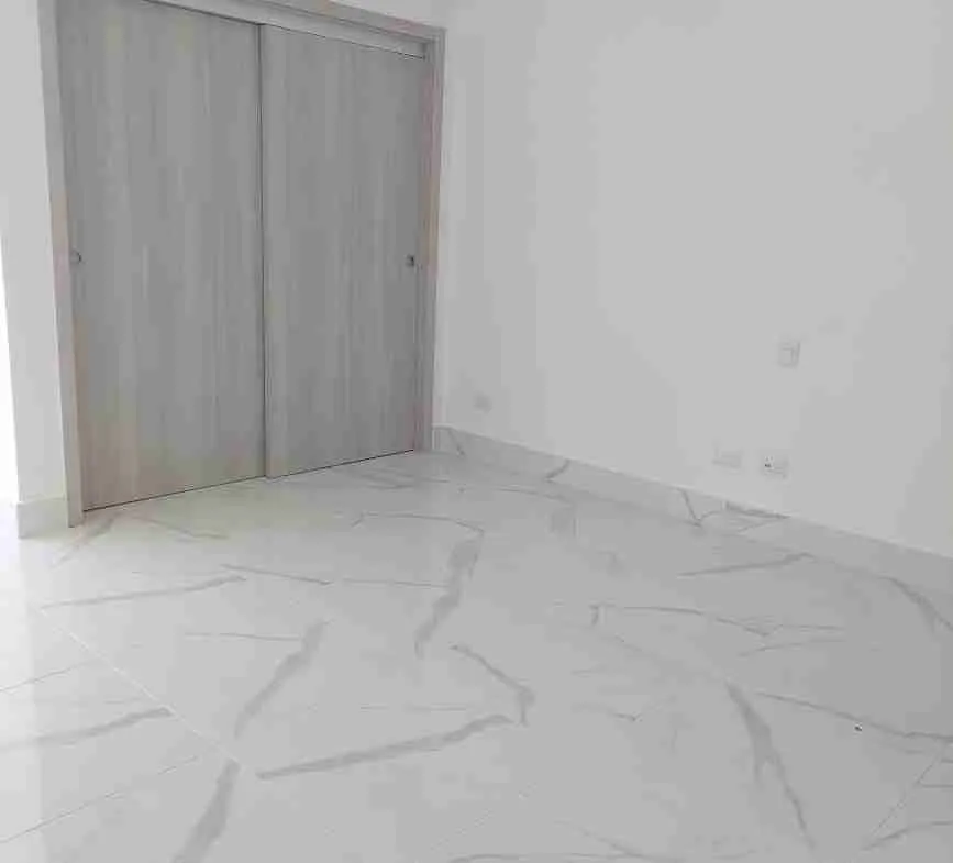 Exclusive 2 Apartment for sale with 2 balconies and beach access 20