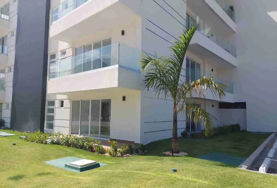 Exclusive 2 Apartment for sale with 2 balconies and beach access 4