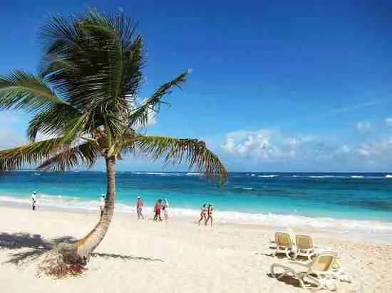 playa de arenas blancas punta cana