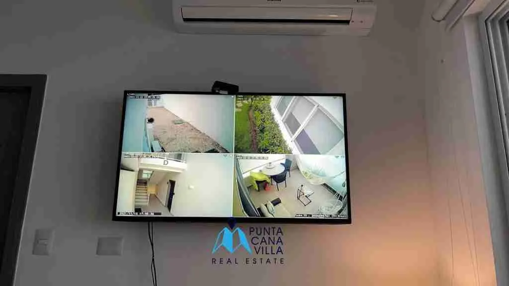 Condo for sale Cabeza de toro punta cana security 1