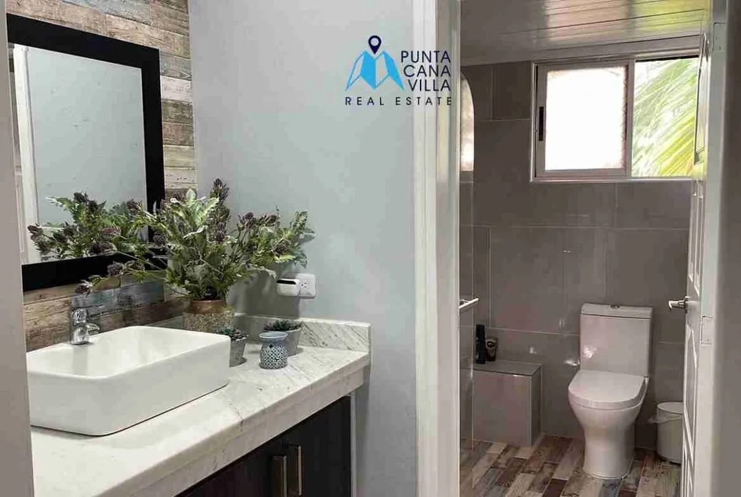Condo for sale in Los Corales, Punta Cana, bathroom2