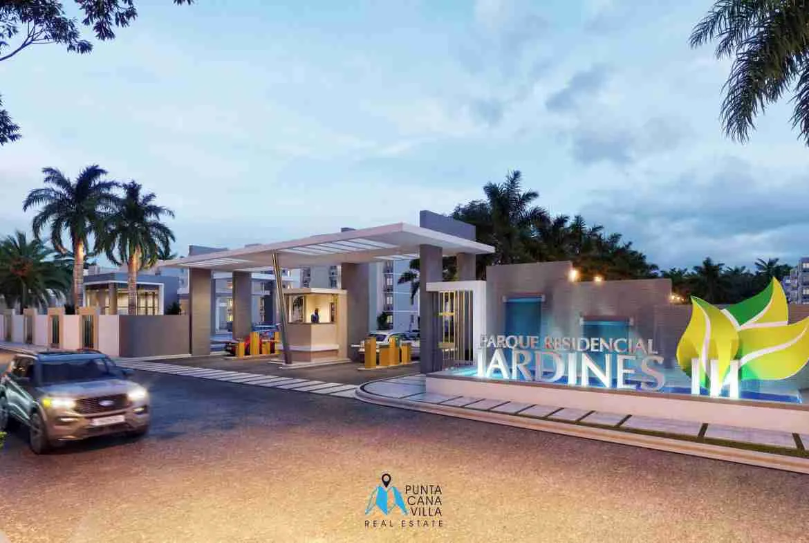 Spacious Three Bedroom Condo For Sale In Bavaro, Punta Cana With Club House ()