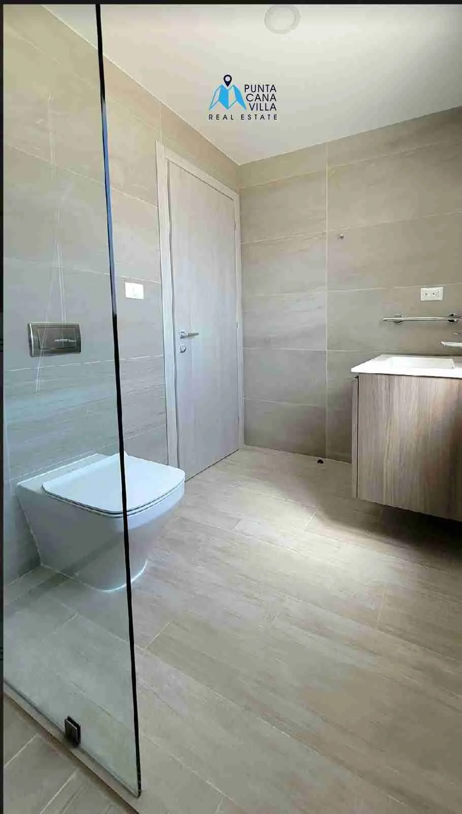 Lujoso Apartamento de 1 habitación en venta en Punta Cana a pasos de la playa, Coral Village 2