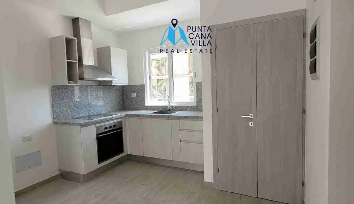 Lujoso Apartamento de 1 habitación en venta en Punta Cana a pasos de la playa, Coral Village 2