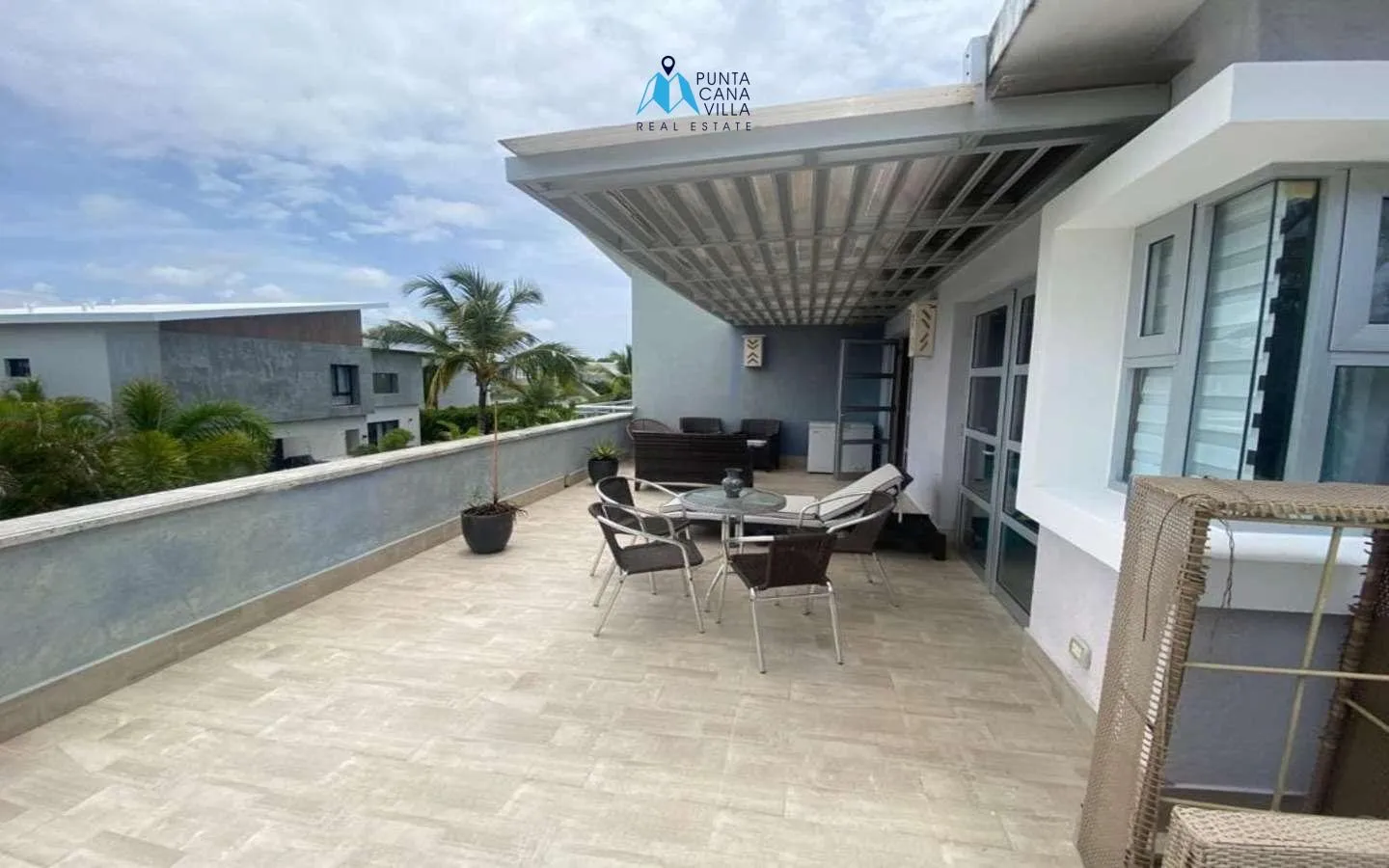 Elegante villa de cinco habitaciones en venta en Punta Cana Village, Punta Cana