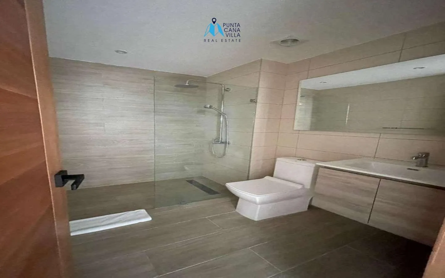 Spacious and furnished two bedroom condo for sale in Cap Cana, Punta Cana, Canamar () Spacious and furnished two bedroom condo for sale in Cap Cana, Punta Cana, Canamar ()