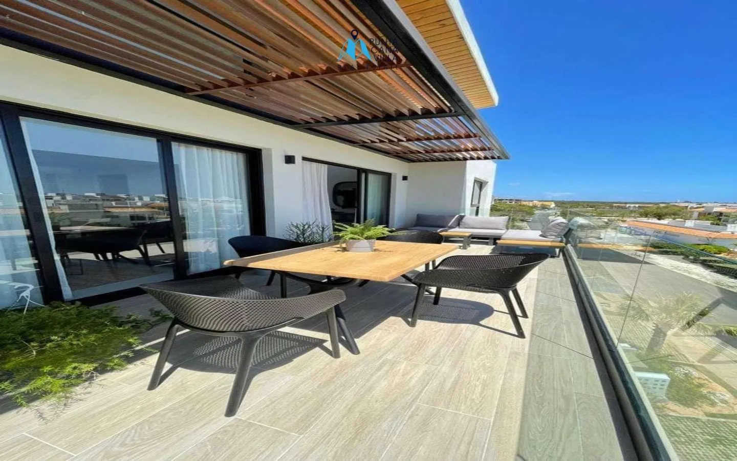 Amplio y Amueblado Dos Dormitorios Apartamento En Venta En Cap Cana, Punta Cana
