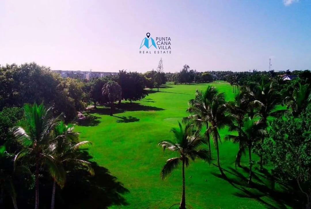 Cozy Three Bedroom Condo For Sale In Bavaro, Punta Cana, Caracol ()