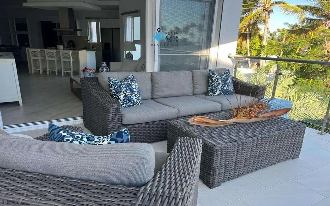 Exclusive Two Bedroom Condo For Sale In Bavaro, Punta Cana, Playa Coral ()