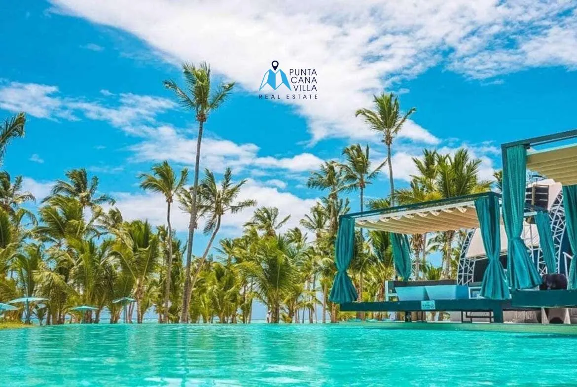 Spacious Three Bedroom Condo For Sale In Punta Cana ()