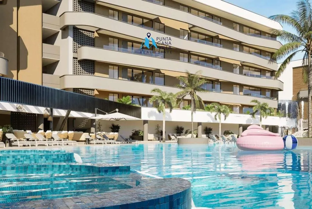 Spacious Three Bedroom Condo For Sale In Punta Cana ()