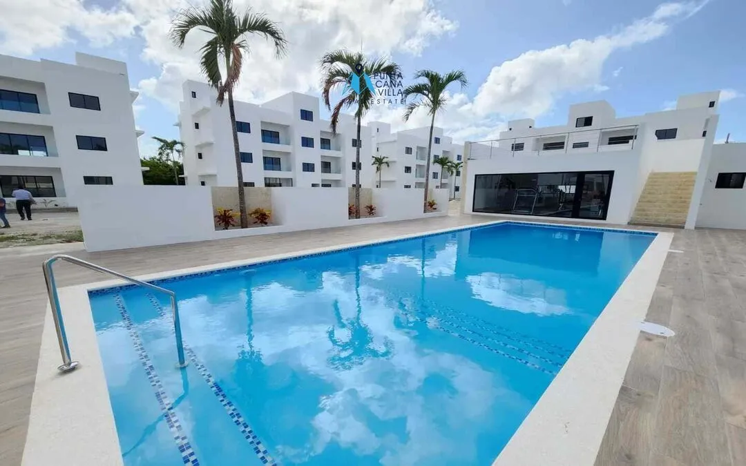 Pueblo Bavaro, two bedroom condo for sale in Punta Cana, Palma del Este () Pueblo Bavaro, two bedroom condo for sale in Punta Cana, Palma del Este ()