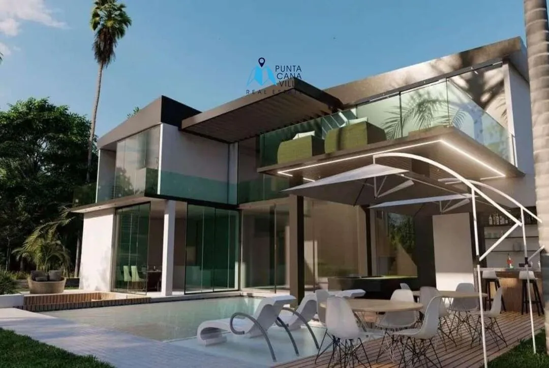 For sale in Las Iguanas, four bedroom villa in Cap Cana ()