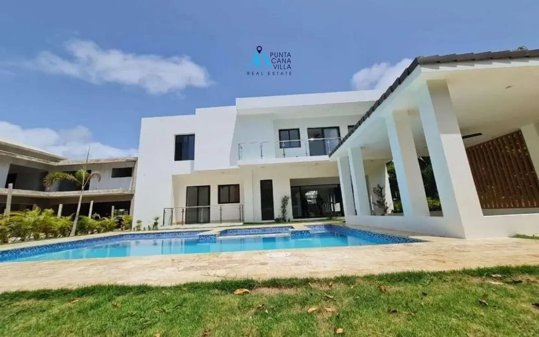 Palma Areca, Villa de Cuatro Dormitorios en Venta en Punta Cana Village ()