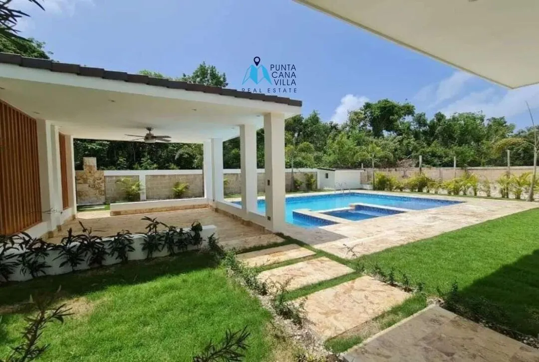 Palma Areca, Four Bedroom Villa For Sale In Punta Cana Village ()