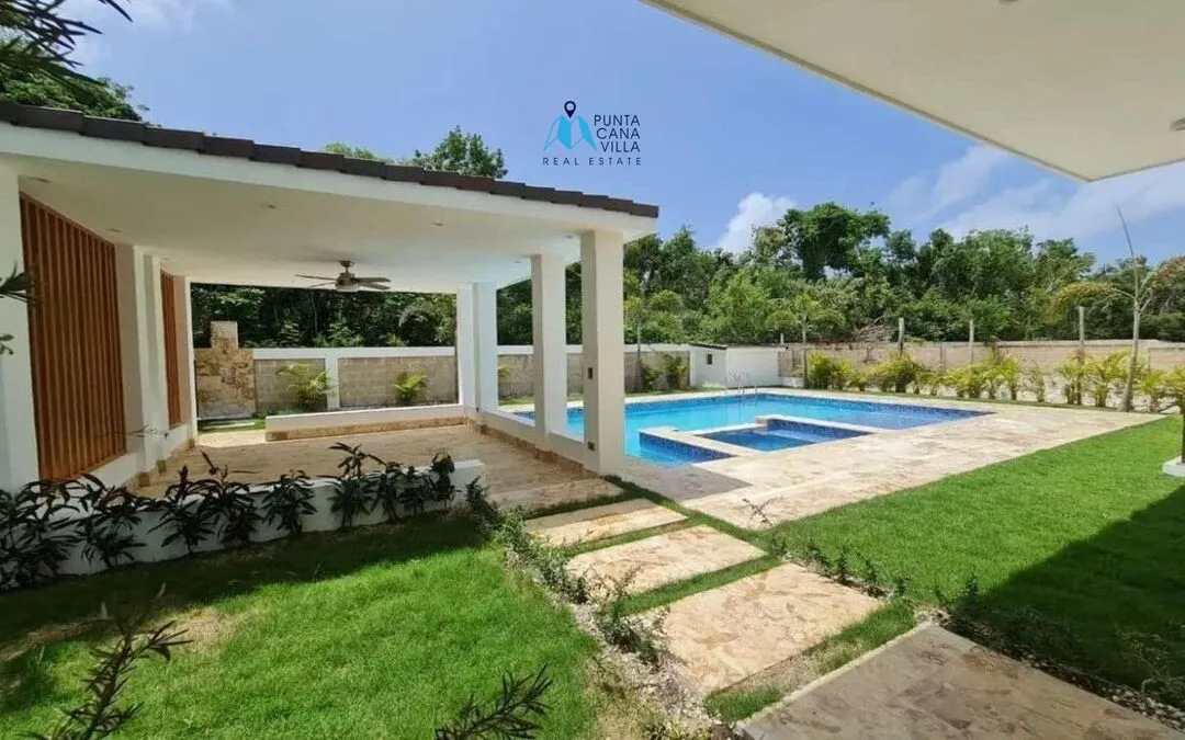 Punta Cana Village Maison de quatre chambres à vendre à Palmareca