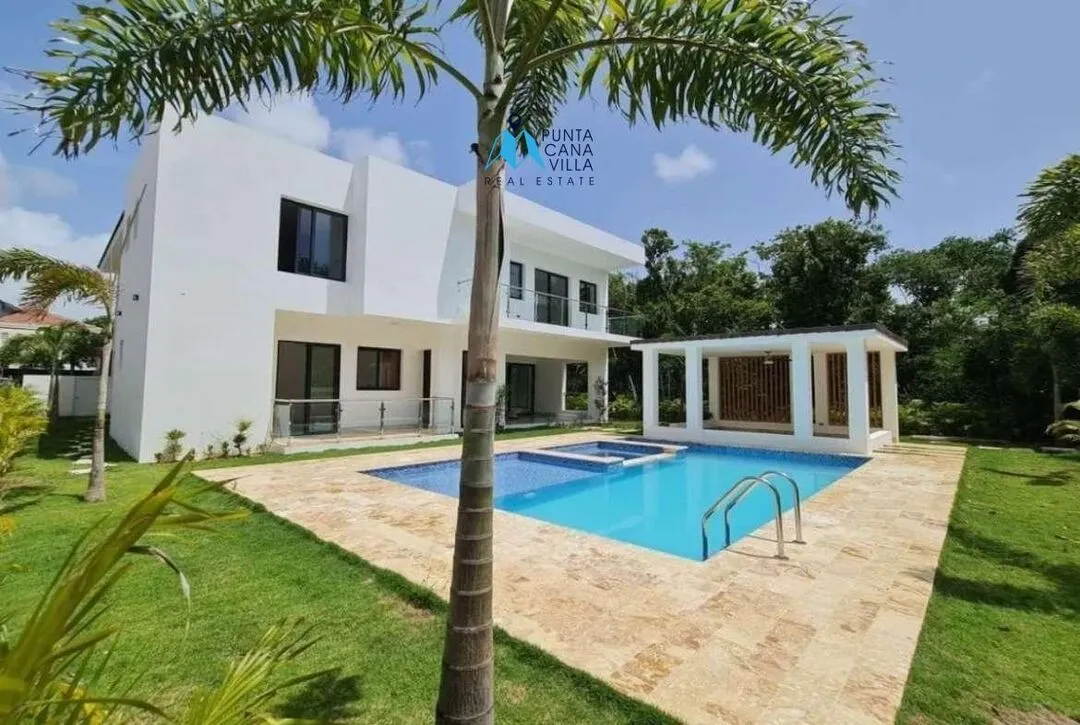 Palma Areca, Four Bedroom Villa For Sale In Punta Cana Village ()