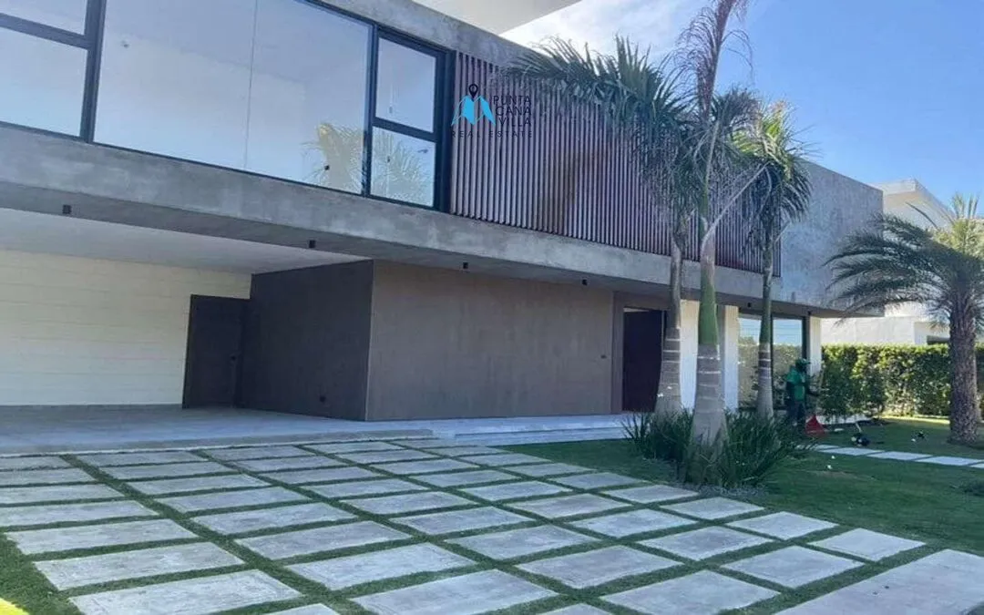 Ciudad Las Canas, Cap Cana villa en venta, lujosa villa de cinco habitaciones con terraza cubierta