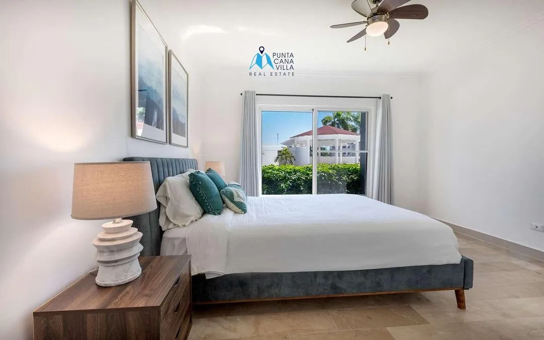 Punta Cana, condo d’une chambre à vendre avec vue sur la piscine
