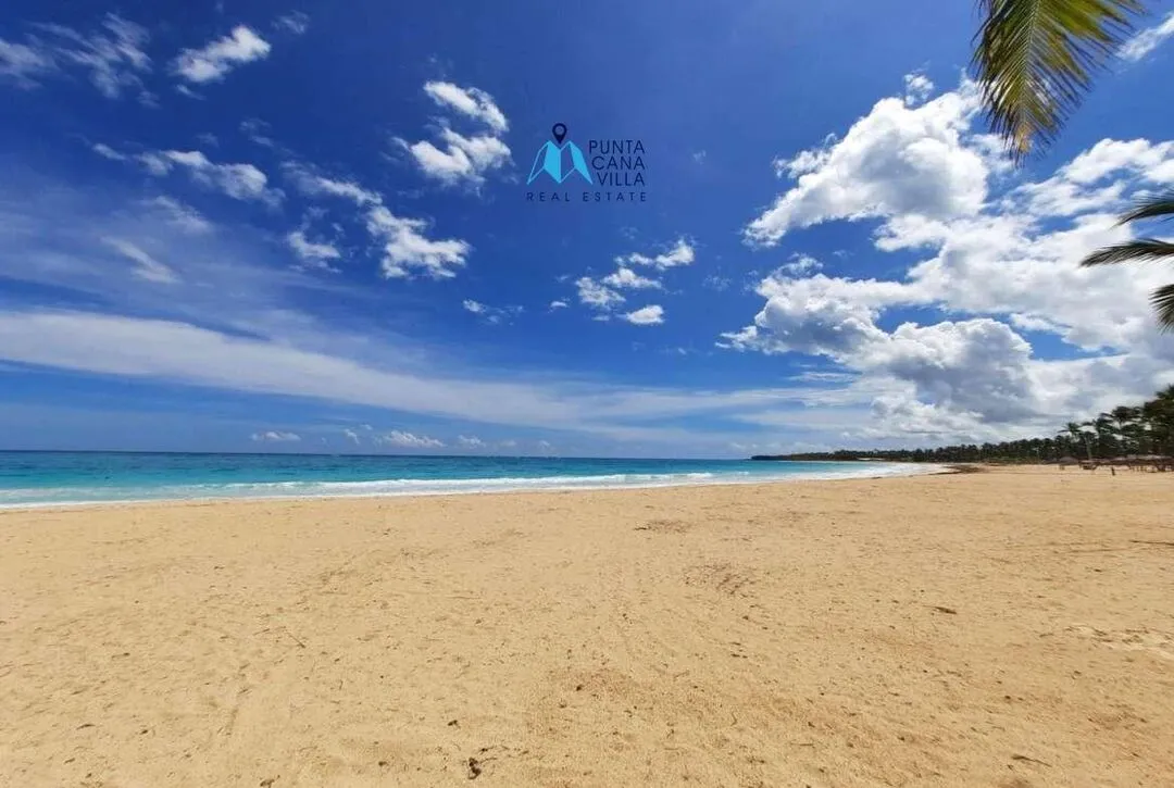 Condos for sale in Bavaro, Punta Cana, One bedroom apartment with views of the pool, ID ()