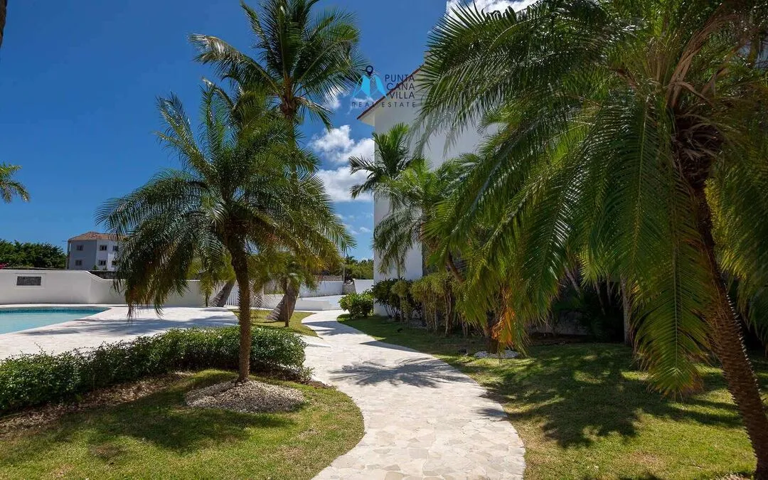 Punta Cana, condo d’une chambre à vendre avec vue sur la piscine