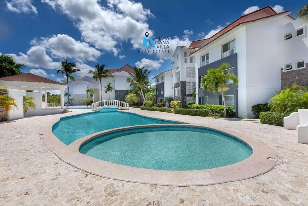 Condos for sale in Bavaro, Punta Cana, One bedroom apartment with views of the pool, ID ()