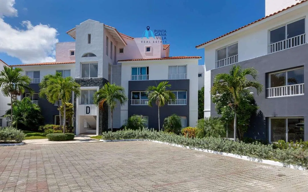 Punta Cana, condo d’une chambre à vendre avec vue sur la piscine