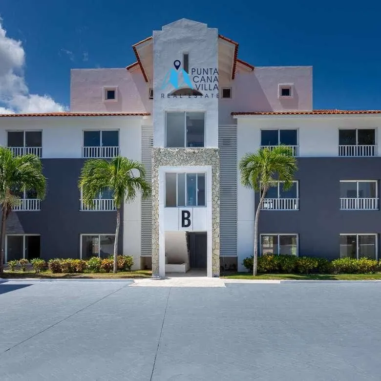 Condos for sale in Bavaro, Punta Cana, One bedroom apartment with views of the pool, ID ()