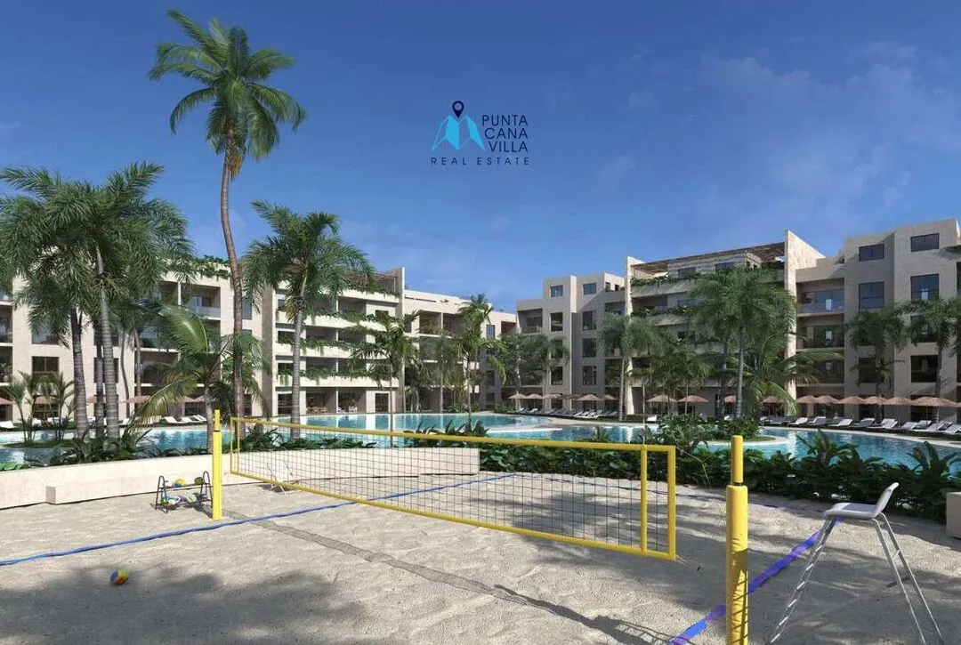 For sale in Punta Cana, two bedroom townhouse in Bavaro ()
