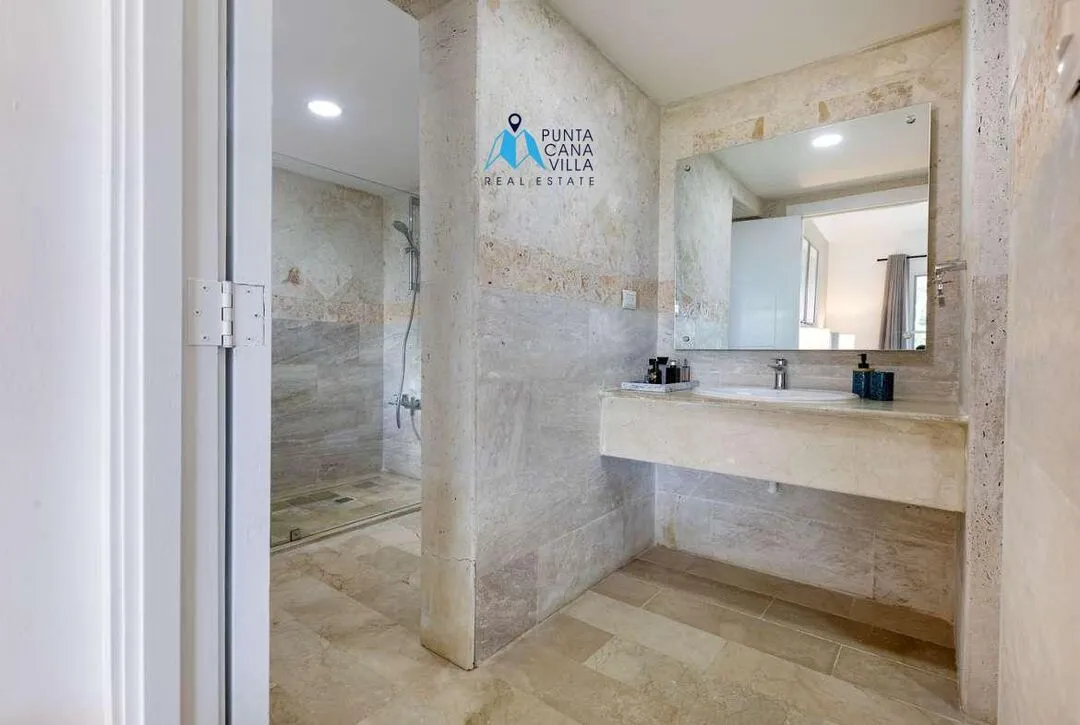 ID , Luxurious condos for sale in Punta Cana, Two bedroom penthouse with pool and gazebo ()