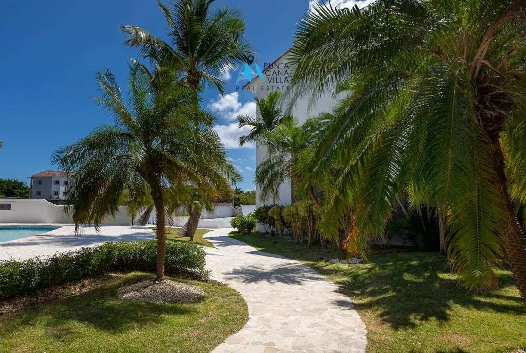ID , Luxurious condos for sale in Punta Cana, Two bedroom penthouse with pool and gazebo ()