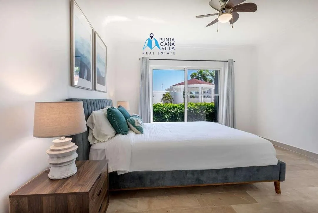 ID ,Bavaro apartments for sale in Punta Cana, Two bedroom apartment with beach access ()