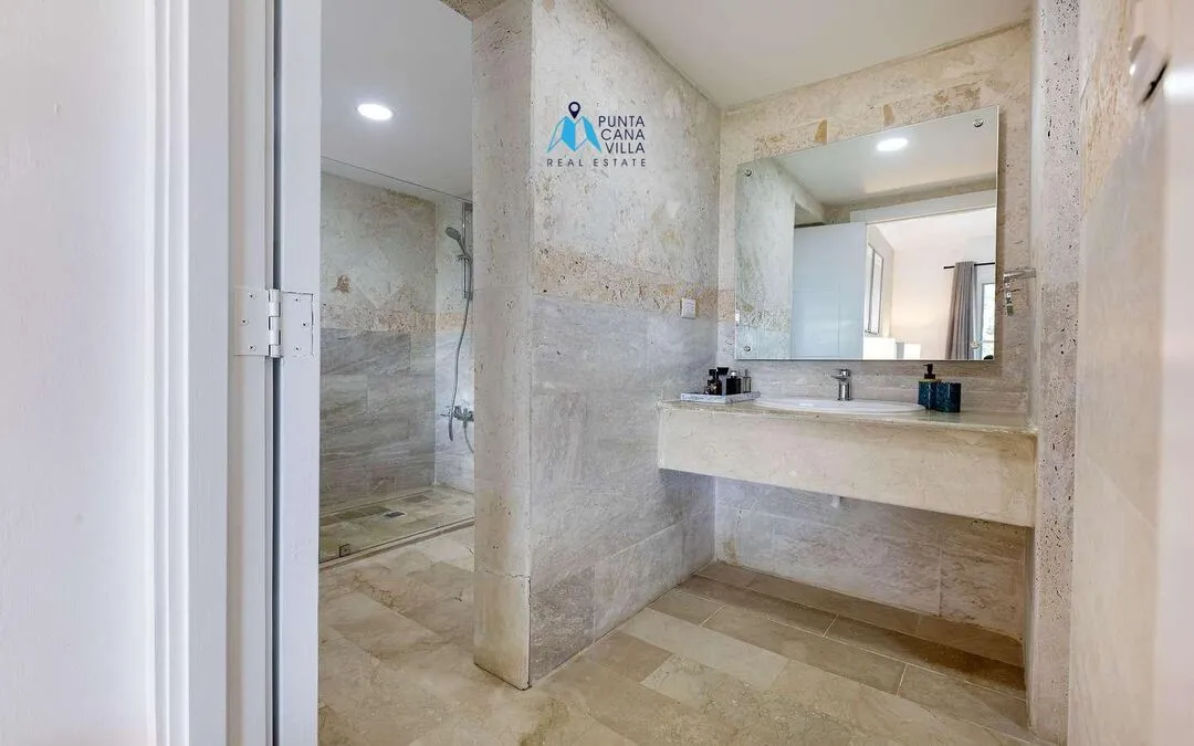 Appartement de deux chambres à vendre à Punta Cana, Bavaro avec accès direct à la plage