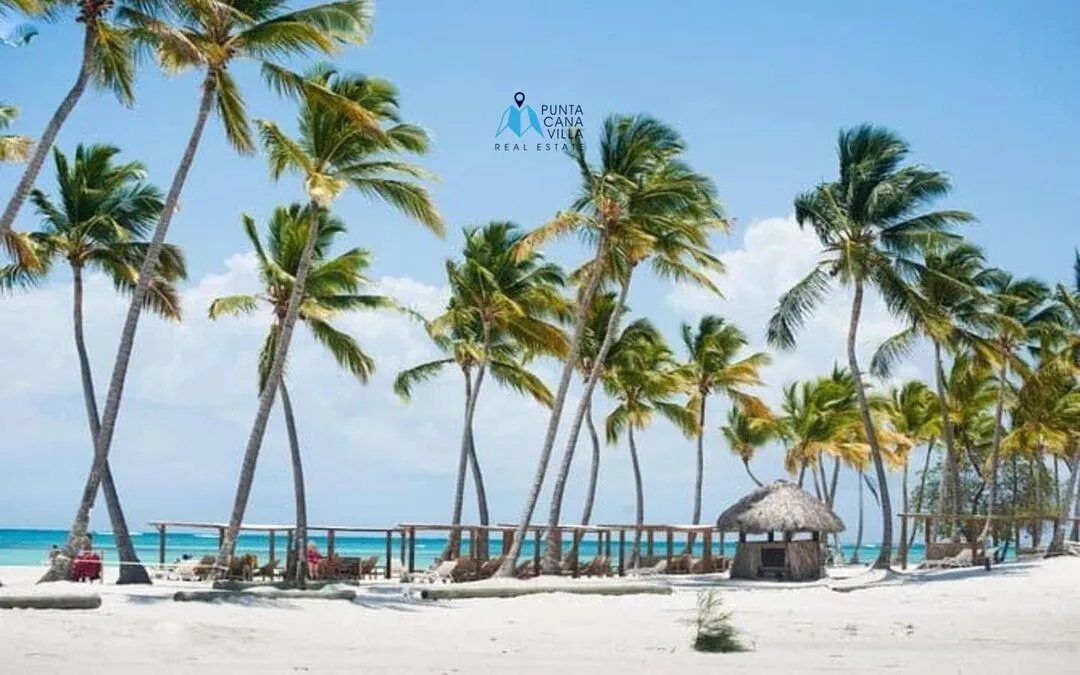 Ciudad Las Canas, Cap Cana villa en venta, lujosa villa de cinco habitaciones con terraza cubierta