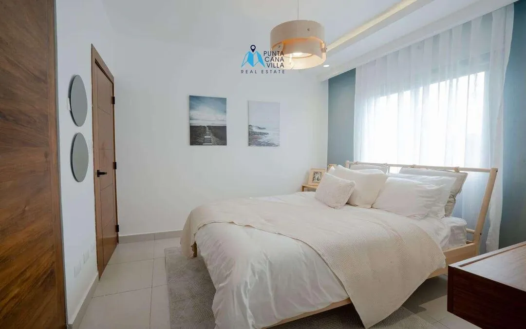 Punta Cana condos for sale, three bedroom condo in Bavaro with common swimming pool, Velero at Punta Cana () Punta Cana condos for sale, three bedroom condo in Bavaro with common swimming pool, Velero at Punta Cana ()