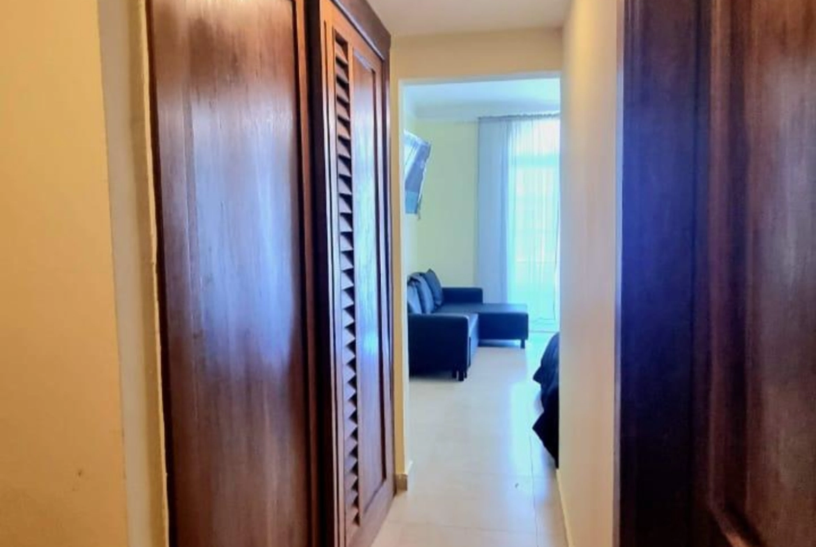Cocotal Golf & Country Club en Punta Cana, apartamento de tres dormitorios en venta con vistas al Campo de Golf