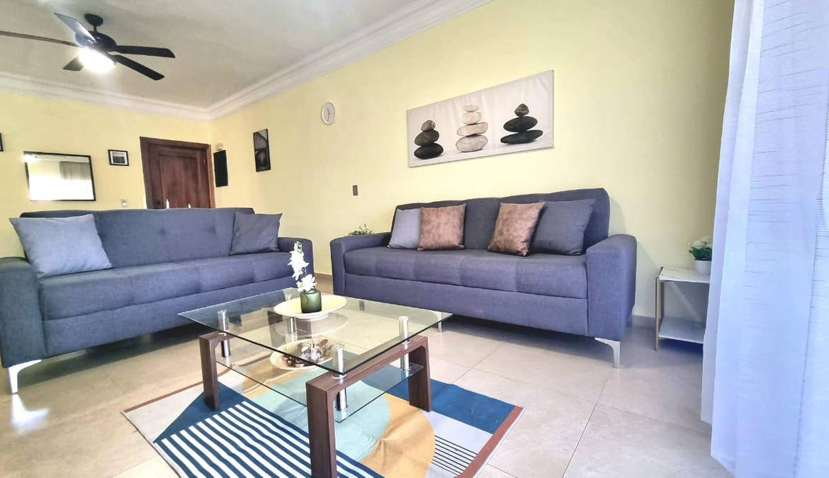 Cocotal Golf & Country Club en Punta Cana, apartamento de tres dormitorios en venta con vistas al Campo de Golf