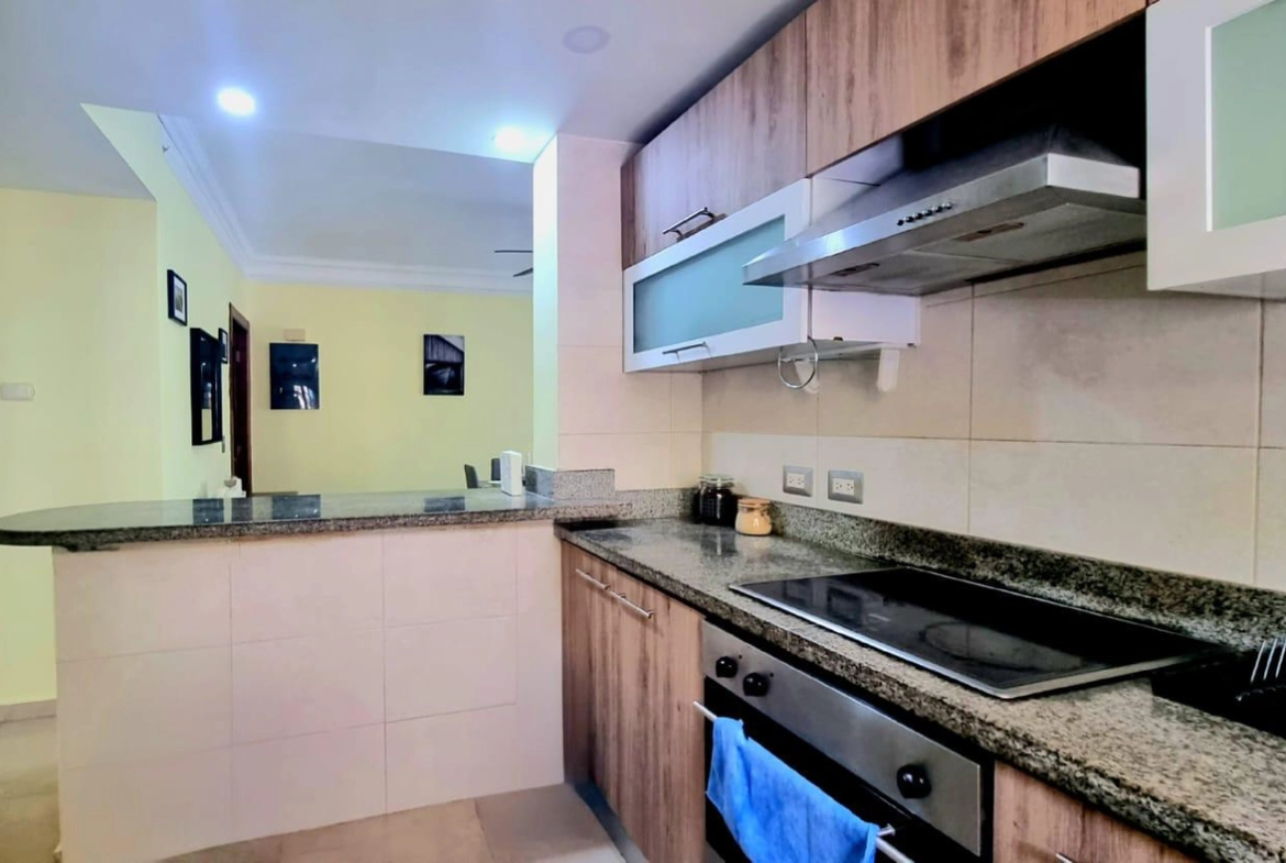 Cocotal Golf & Country Club en Punta Cana, apartamento de tres dormitorios en venta con vistas al Campo de Golf