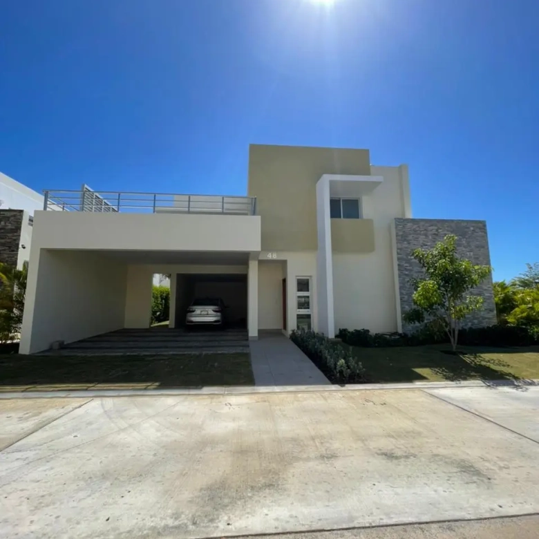 ID , San Juan Lakes. Three Bedroom Villa For Sale In Punta Cana ()