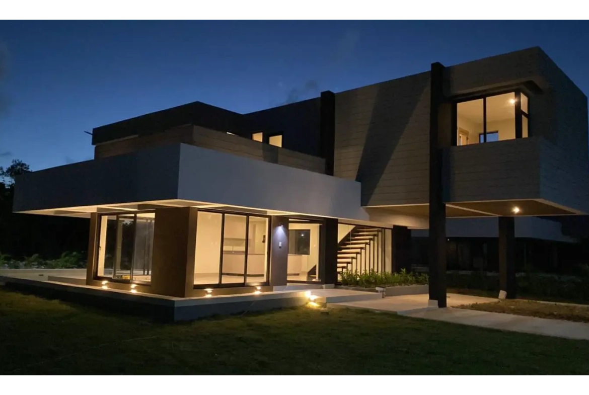 ID , Luxury Punta Cana BDR Villa for sale with pool, terrace, golf course ()