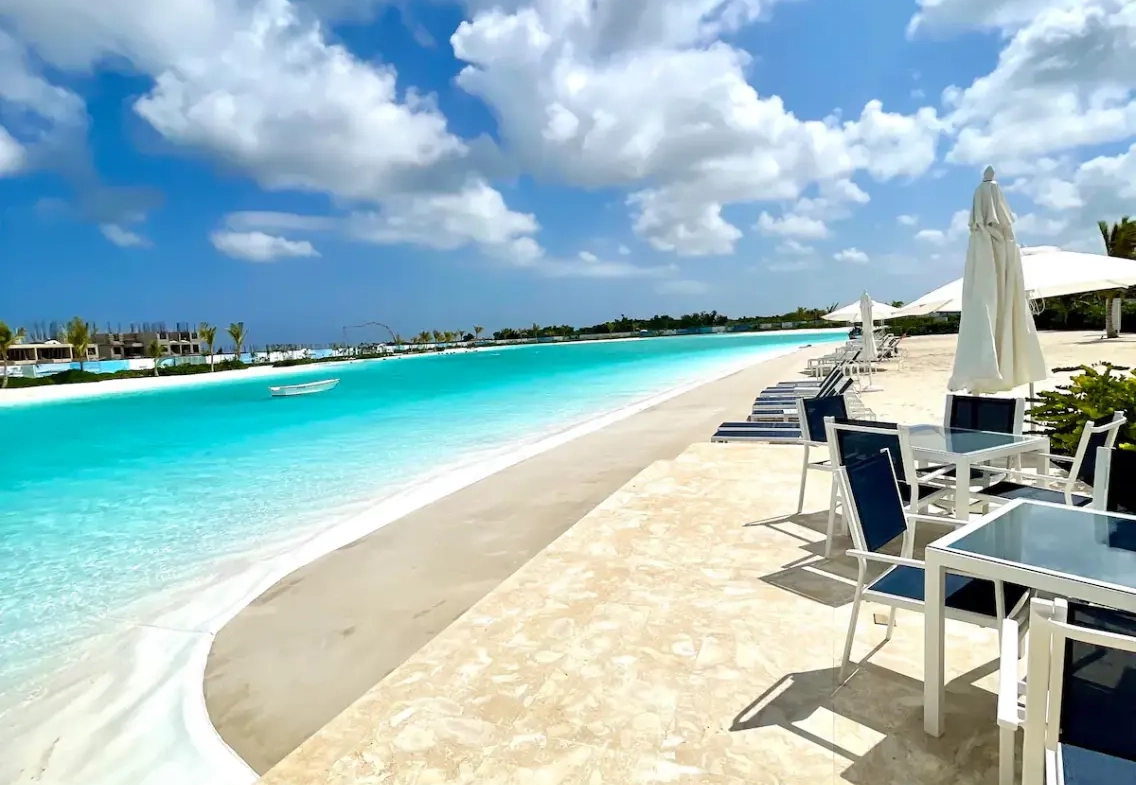 La Playa, Se Vende Apartamento De Un Dormitorio En El Centro De Punta Cana Con Terraza