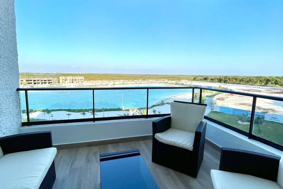 La Playa, Se Vende Apartamento De Un Dormitorio En El Centro De Punta Cana Con Terraza