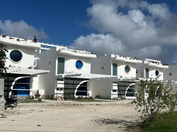 ID , Drake Plus, Three Bedroom Individual Villas For Sale In Peublo Bavaro, Punta Cana ()