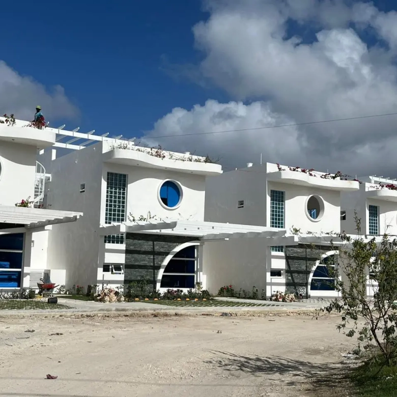 ID , Drake Plus, Three Bedroom Individual Villas For Sale In Peublo Bavaro, Punta Cana ()