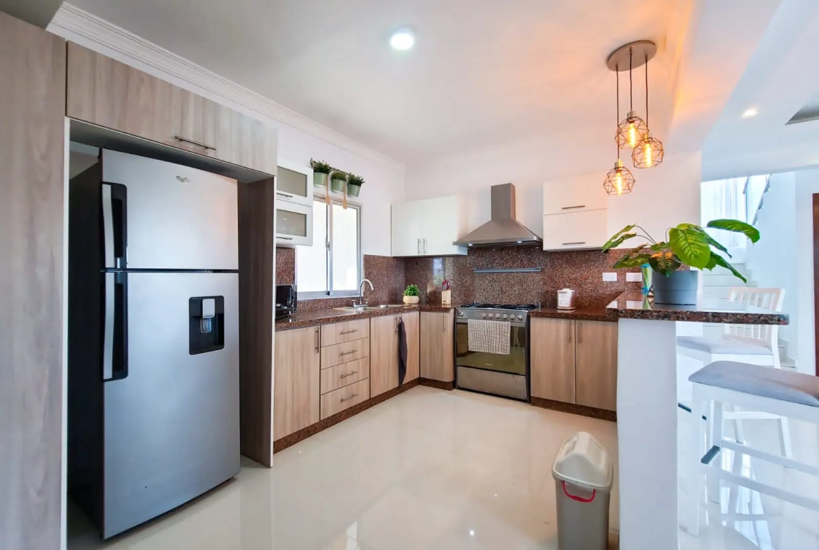 Se Vende Lujosa Villa De Tres Habitaciones En Verón, Punta Cana