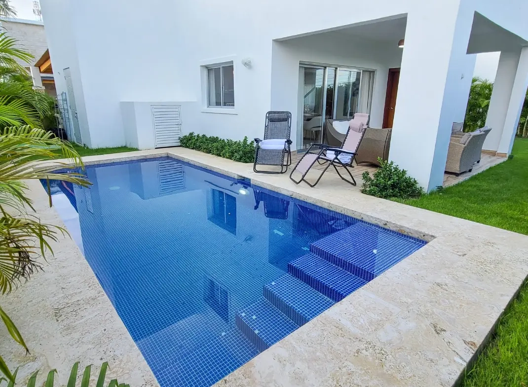 Se Vende Lujosa Villa De Tres Habitaciones En Verón, Punta Cana